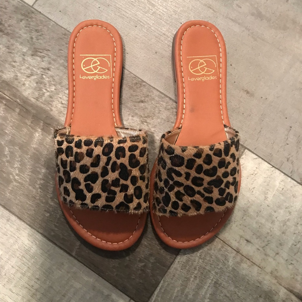 BRAND NEW IN BOX Womens sandals